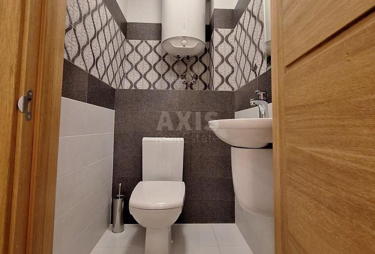 3k apartment vul. Dragomanova 2А4