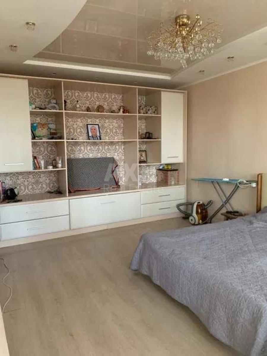 1k apartment pr-t Sobornosti 71
