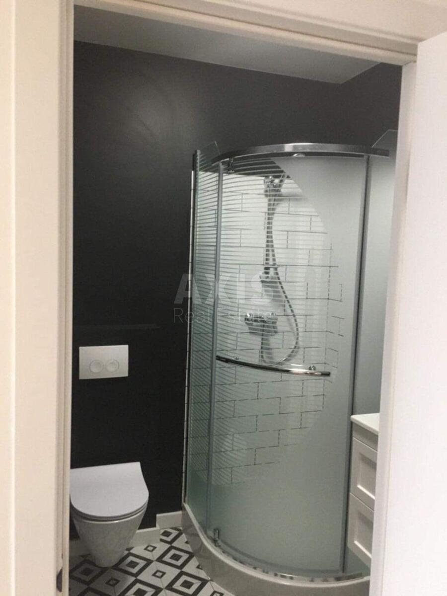 1k apartment vul. Sverstjuka Jevgena 4611654