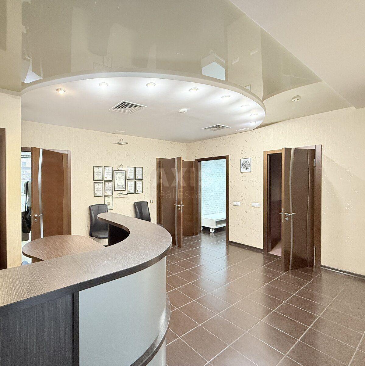 Office vul. Obolons'ka naberezhna 7, 207m2624653