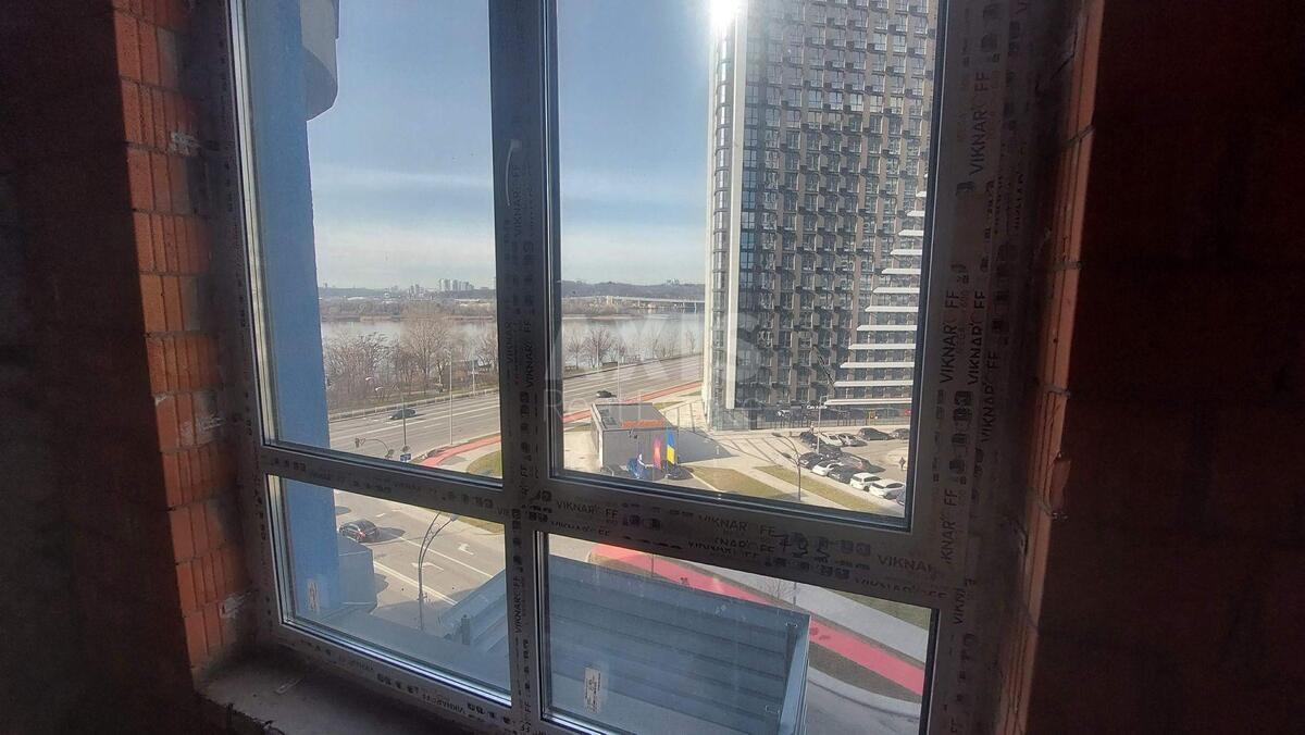 1k apartment nab. Dniprovs'ka 17Д0