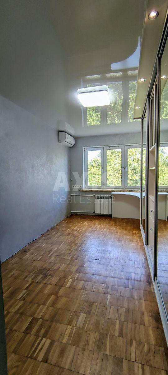 2к квартира пр-т Голосеевский 846