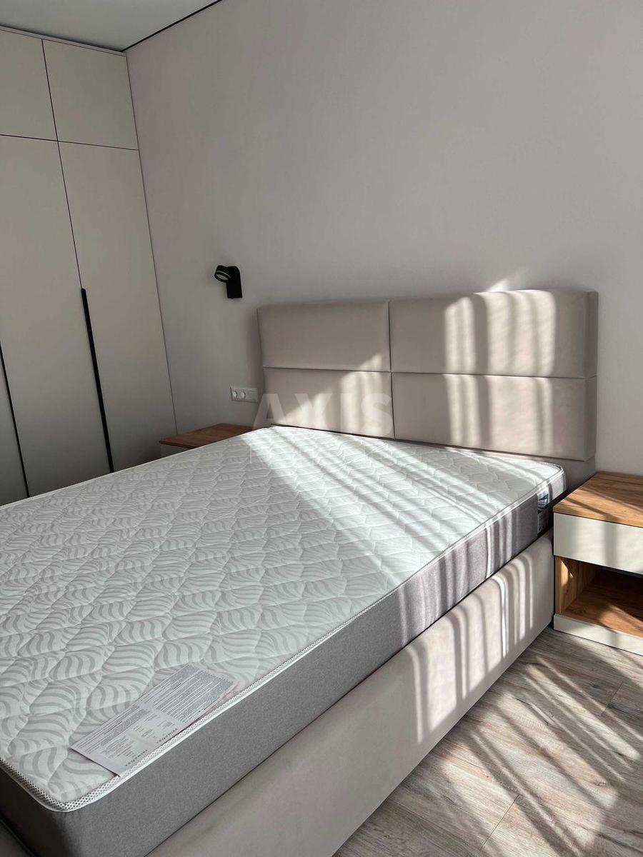 1k apartment pr-t Povitroflots'kyj 563