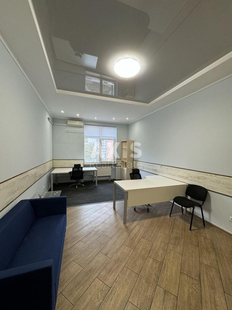 Office vul. Dmytrivs'ka 66А, 127m2557270