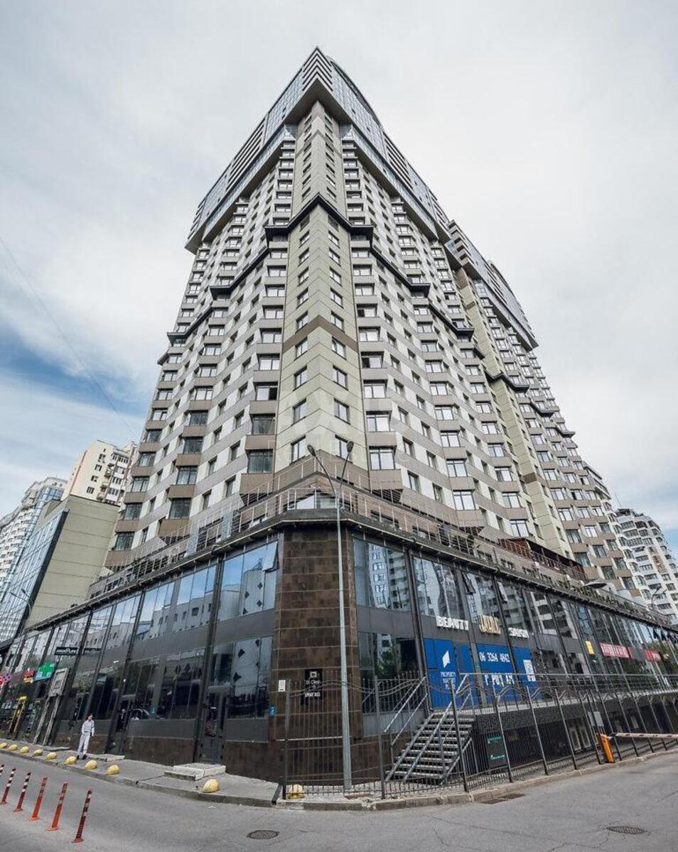 3k apartment vul. Dragomyrova Myhajla 14А11