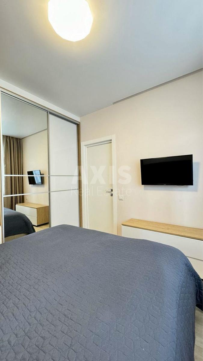 1k apartment vul. Myhajla Maksymovycha 248