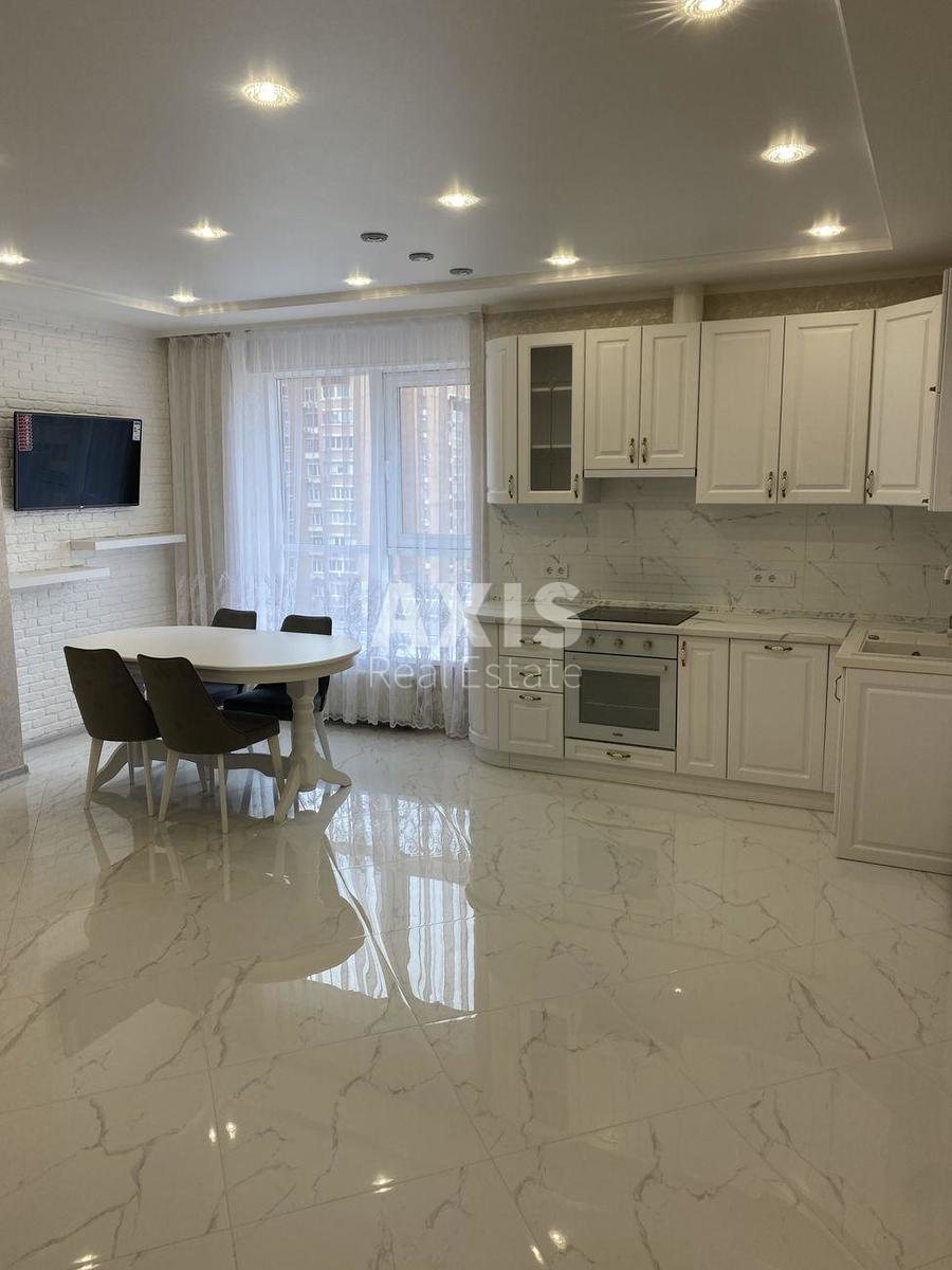 2k apartment vul. Antonovycha 118/19