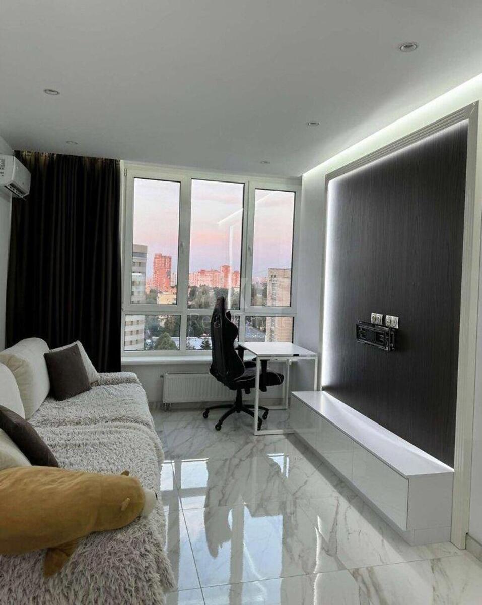 2k apartment vul. Solom'jans'ka 15А5