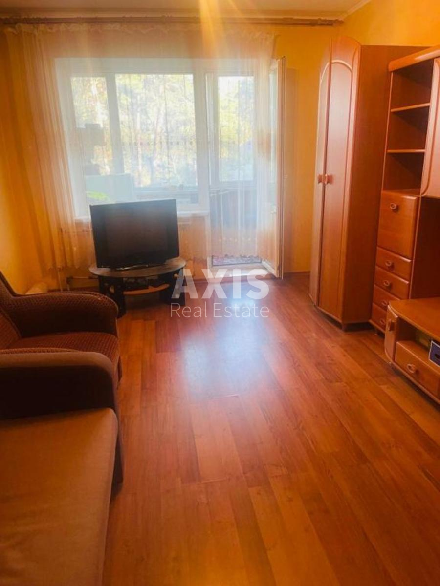 3к квартира пр-т Броварской 261