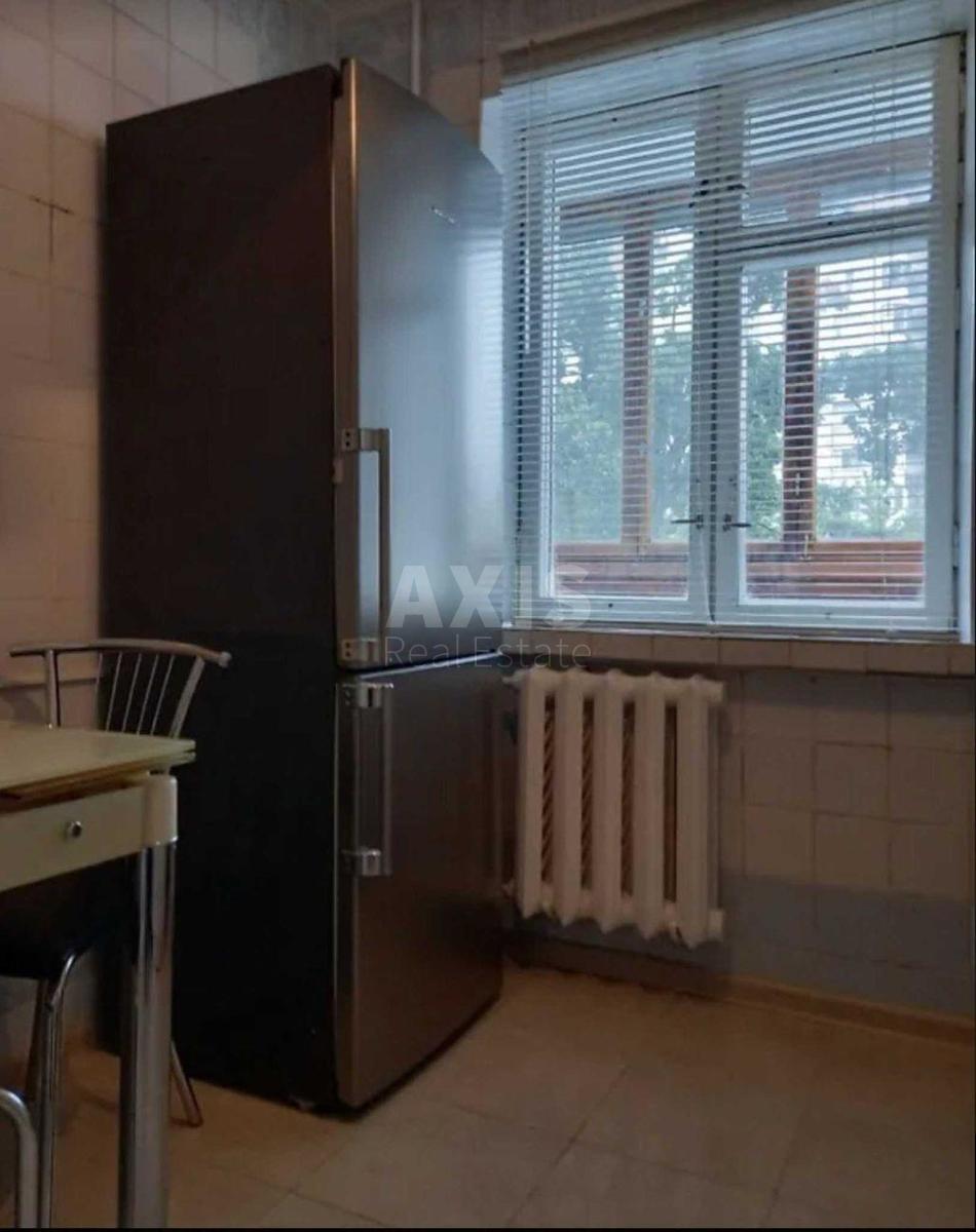 1k apartment vul. Kotel'nykova Myhajla 70