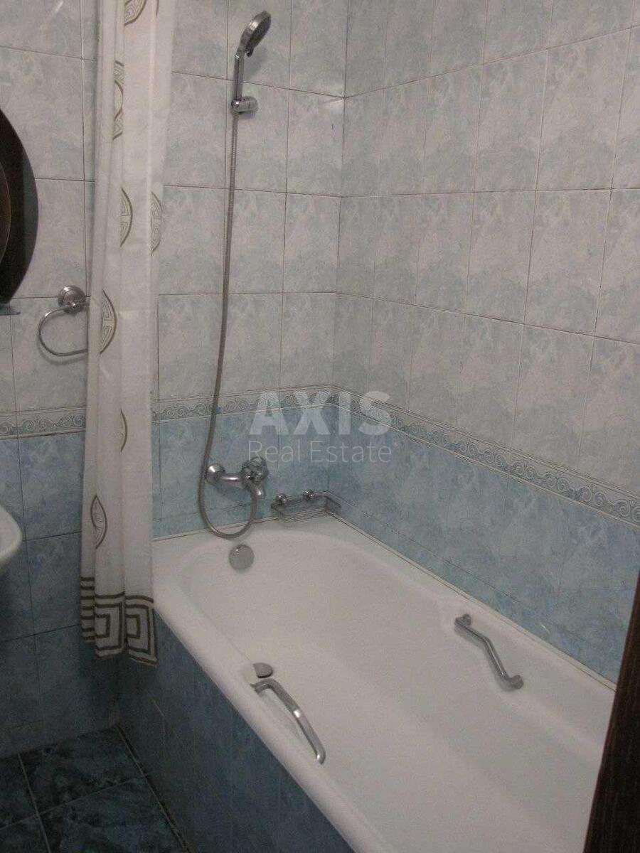 3к квартира ул. Драгомирова Михаила 27