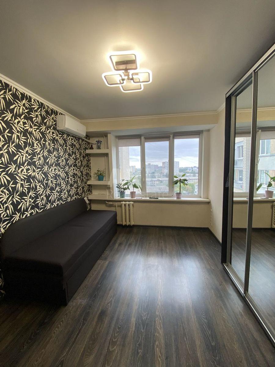 1k apartment vul. Myropil's'ka 16Б0
