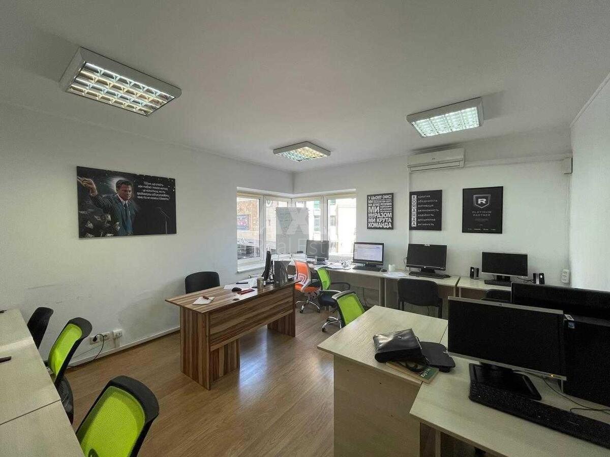 Office vul. Velyka Vasyl'kivs'ka 9/2, 148m23
