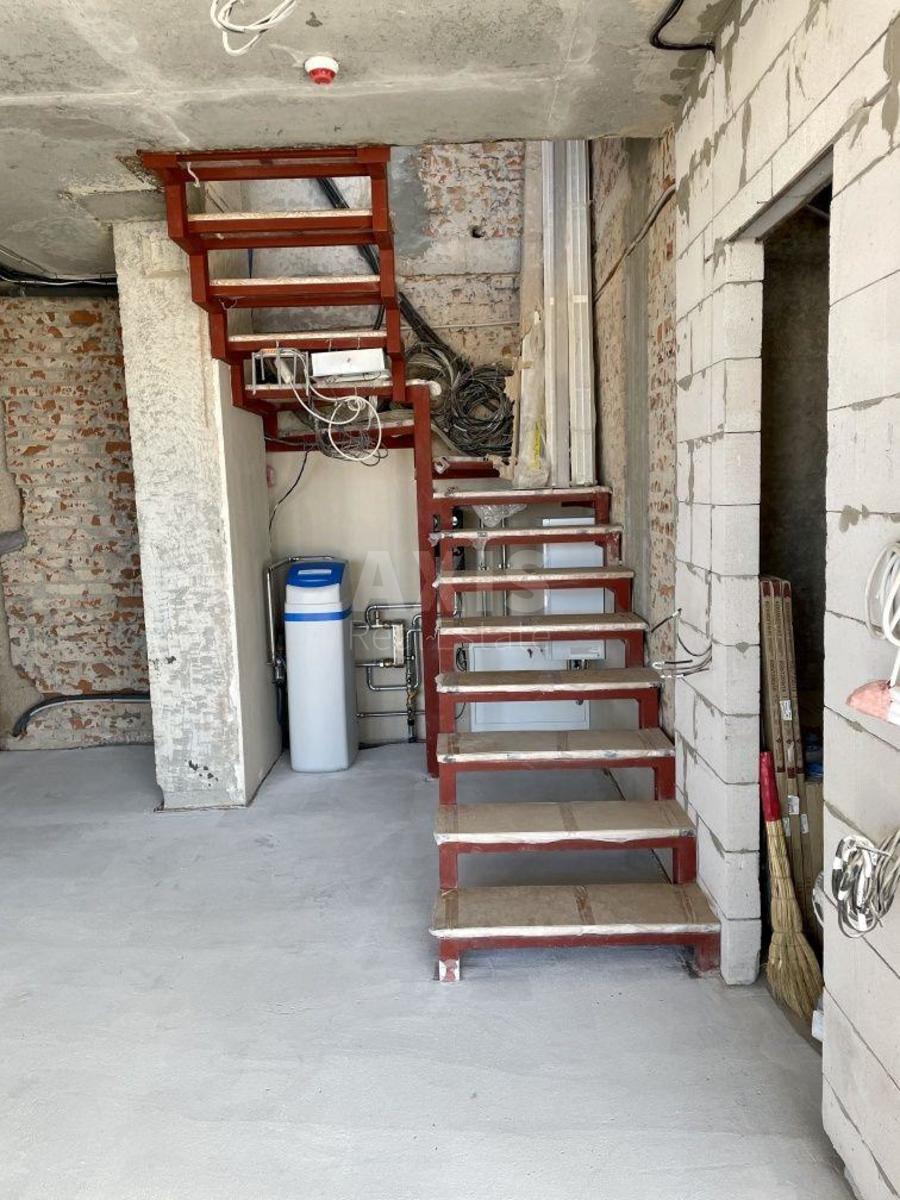 3k apartment vul. Gulaka Mykoly 43