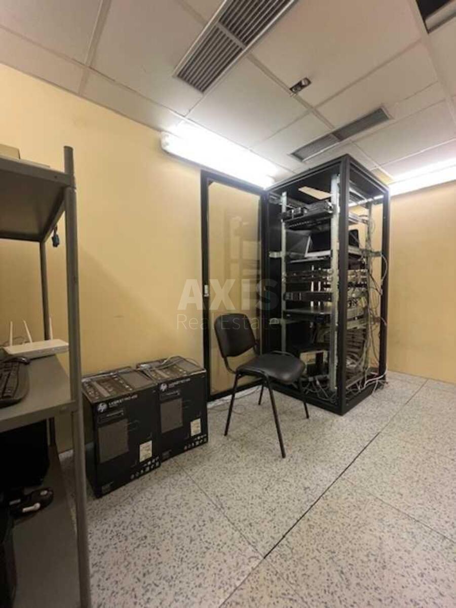 Офис ул. Антоновича 33В, 367м26035112