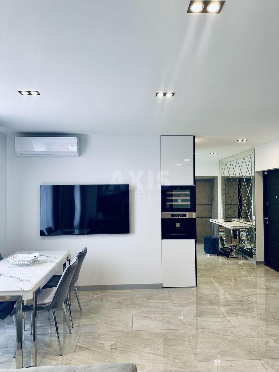 3k apartment vul. Zarichna 1638081