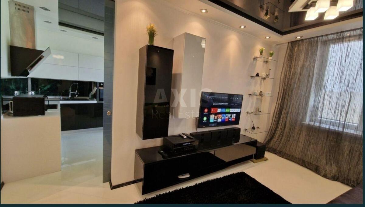 1k apartment vul. Oleny Pchilky 2606832