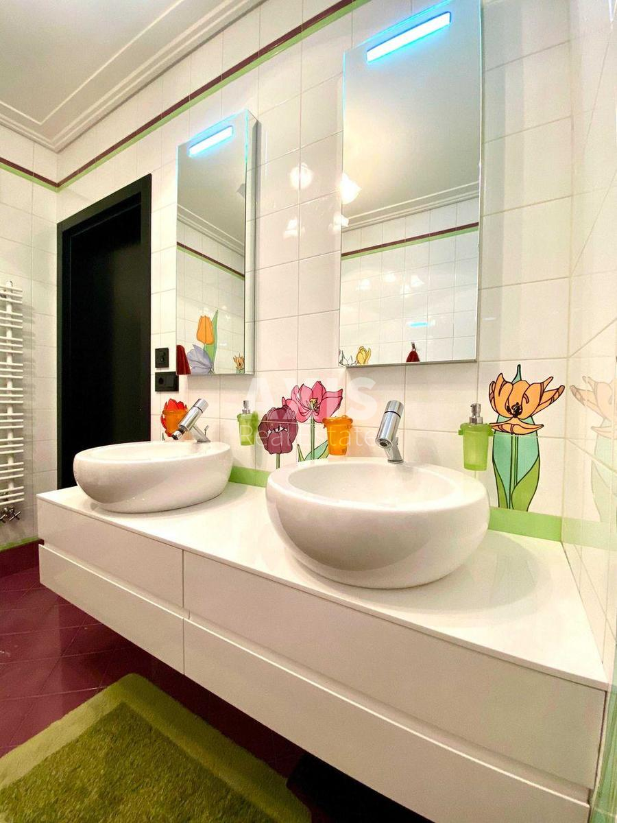 5k apartment vul. Sribnokil's'ka 12386419