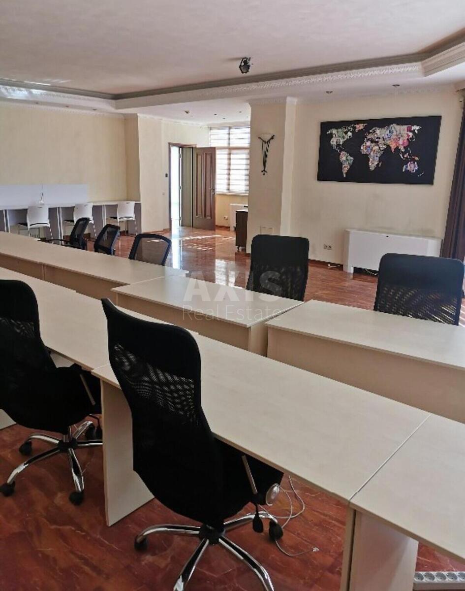 Office vul. Velyka Vasyl'kivs'ka 72, 194m2608143