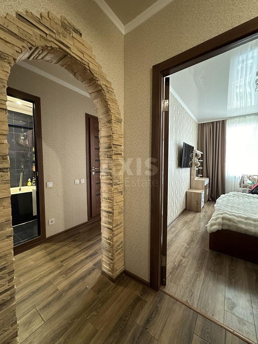 2k apartment vul. Dragomanova 115