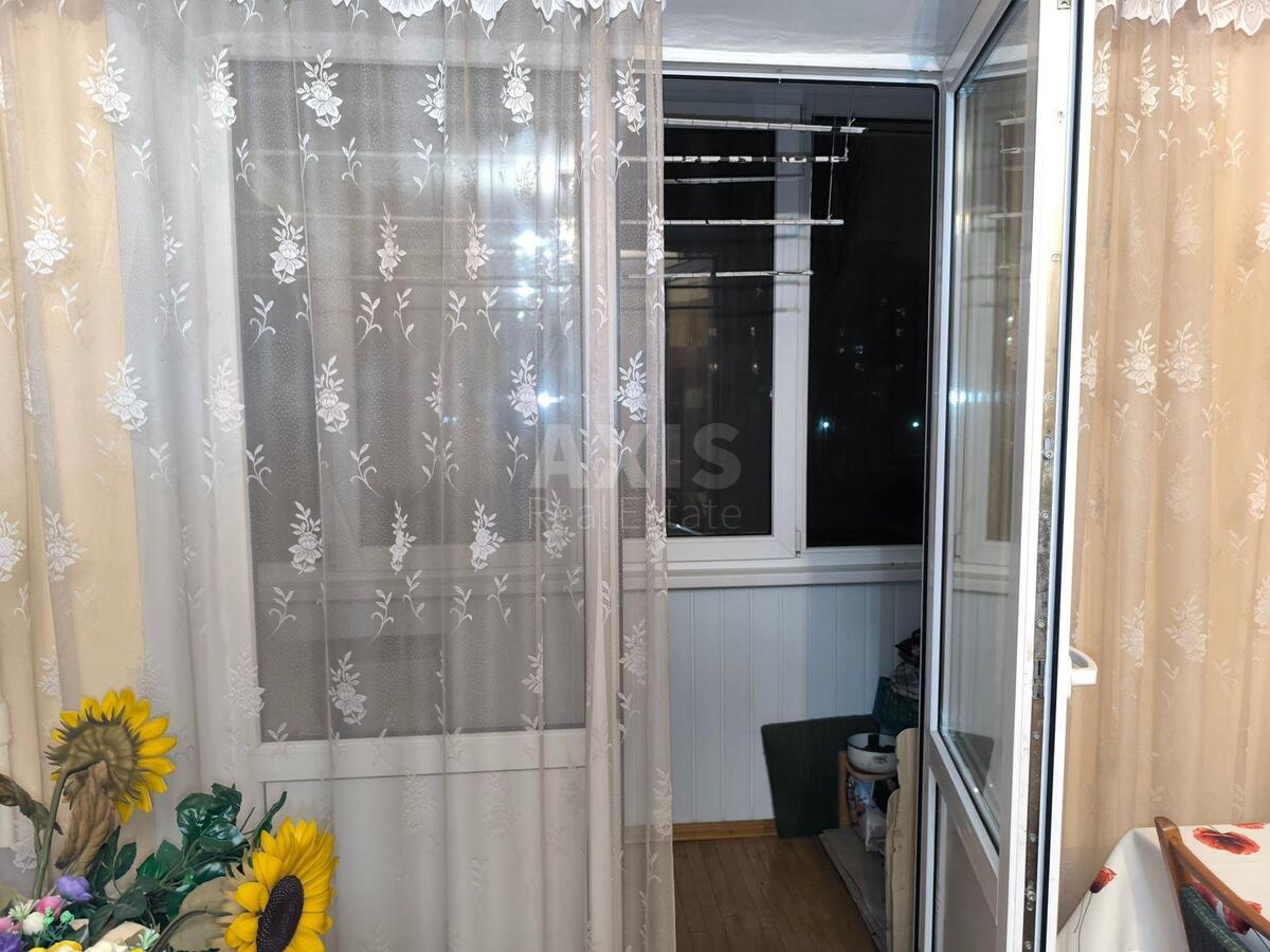 3k apartment vul. Lytvynenko-Vol'gemut 2А5672012