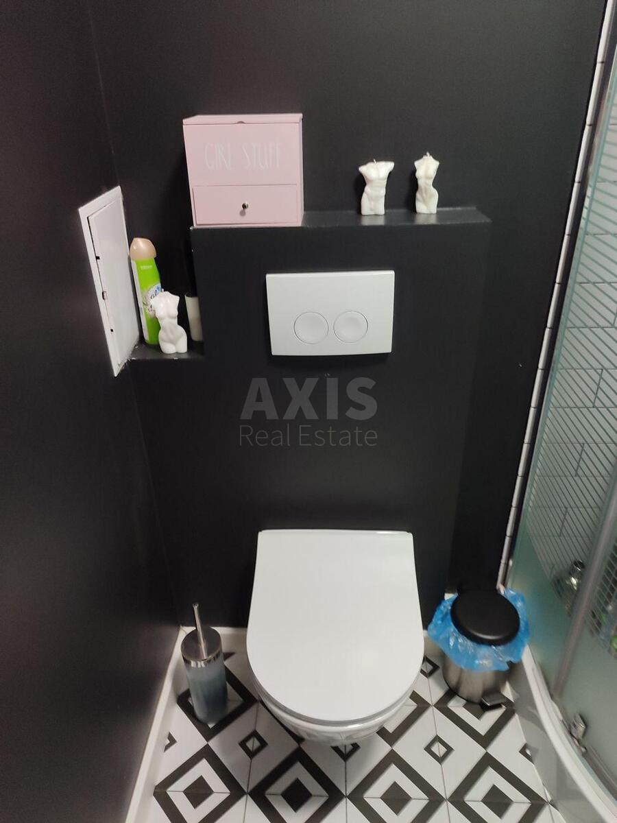 1k apartment vul. Sverstjuka Jevgena 4611655