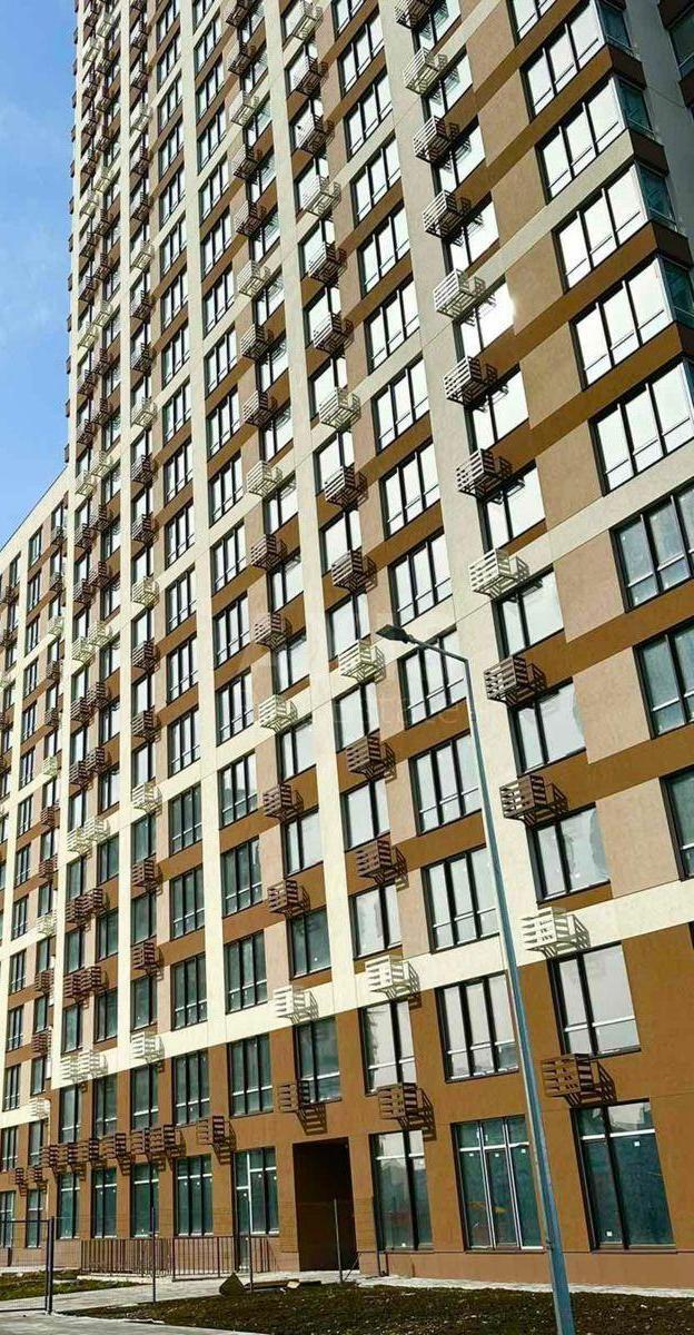 3k apartment vul. Rodyny Kristeriv 20
