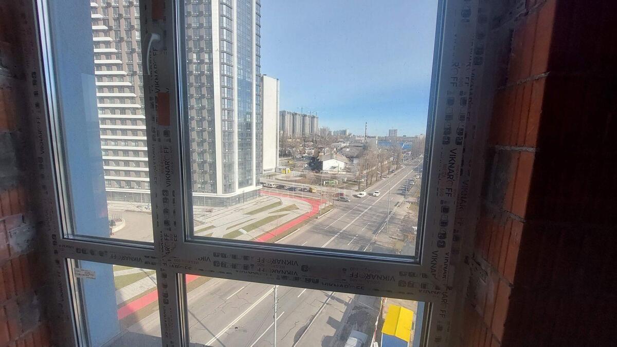 1k apartment nab. Dniprovs'ka 17Д1