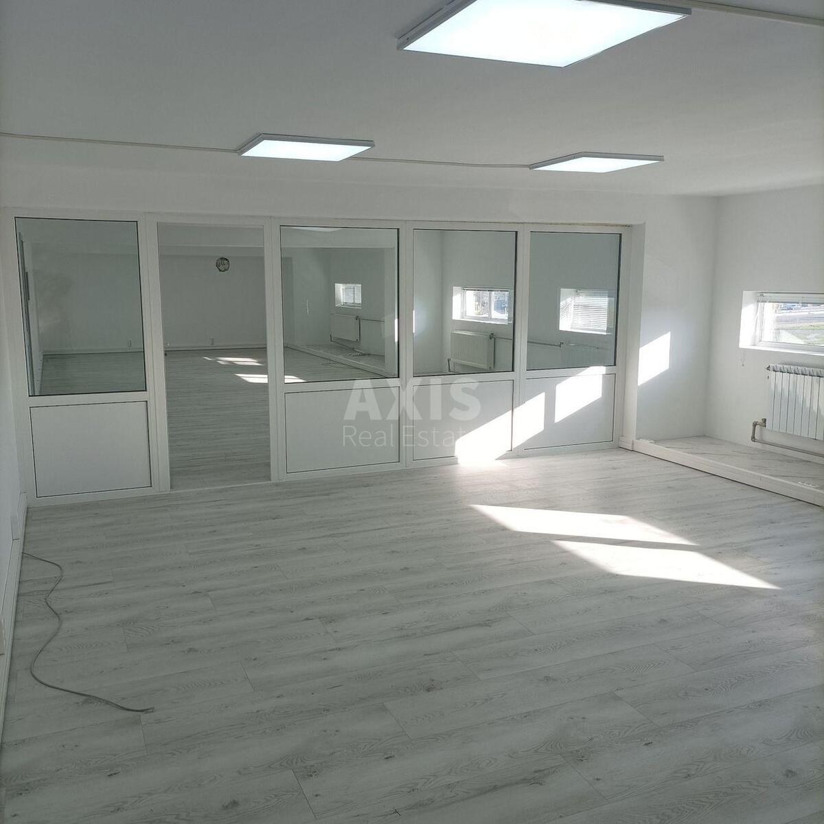 Trade object vul. Berkovec'ka 6, 3000m261685