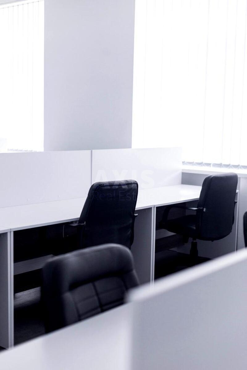 Office vul. Pymonenka Mykoly 13, 576m2619229