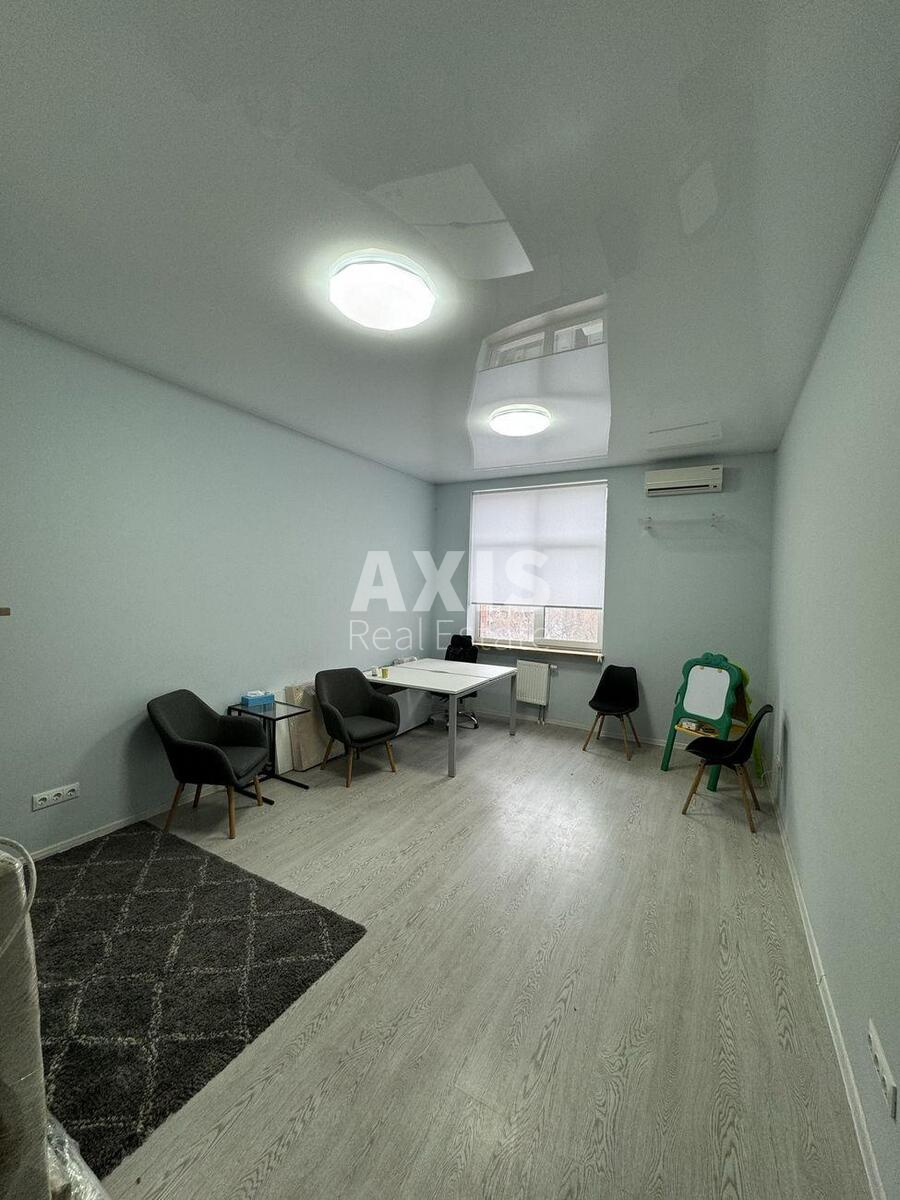 Office vul. Dmytrivs'ka 66А, 127m2557271