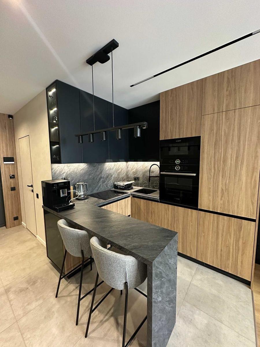1k apartment vul. Zarichna 16