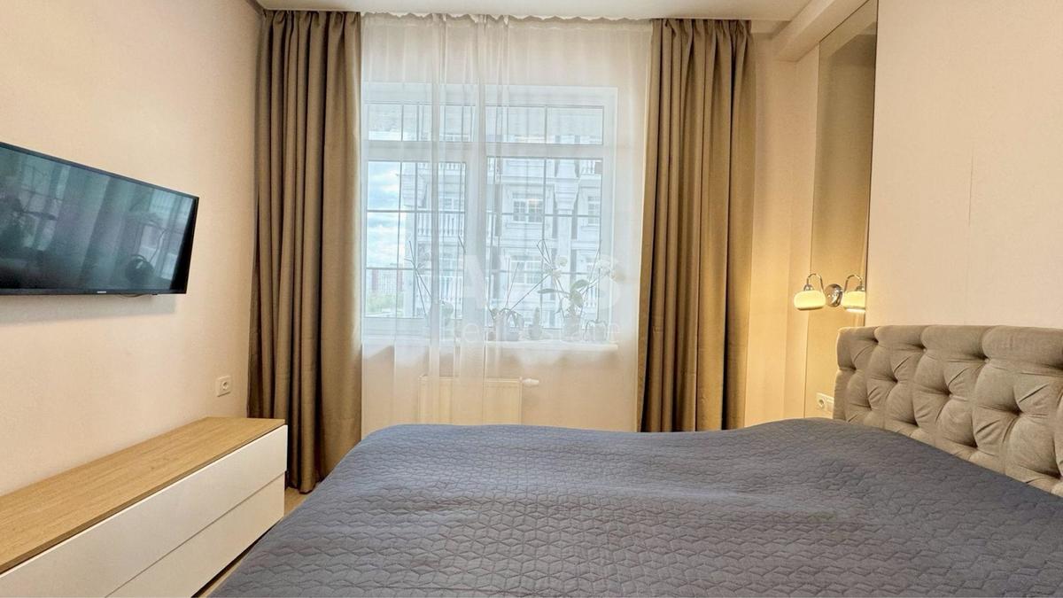 1k apartment vul. Myhajla Maksymovycha 249