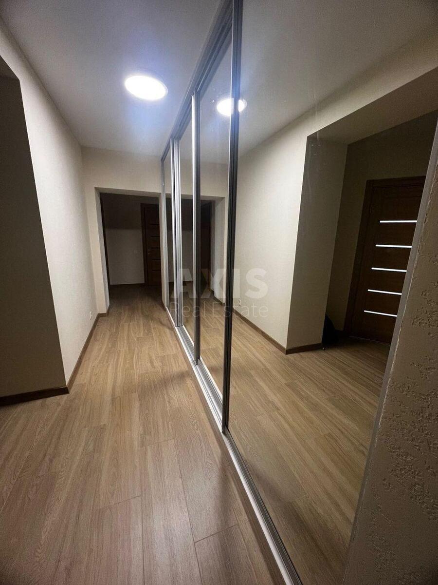 3k apartment vul. Boryspil's'ka 26К2