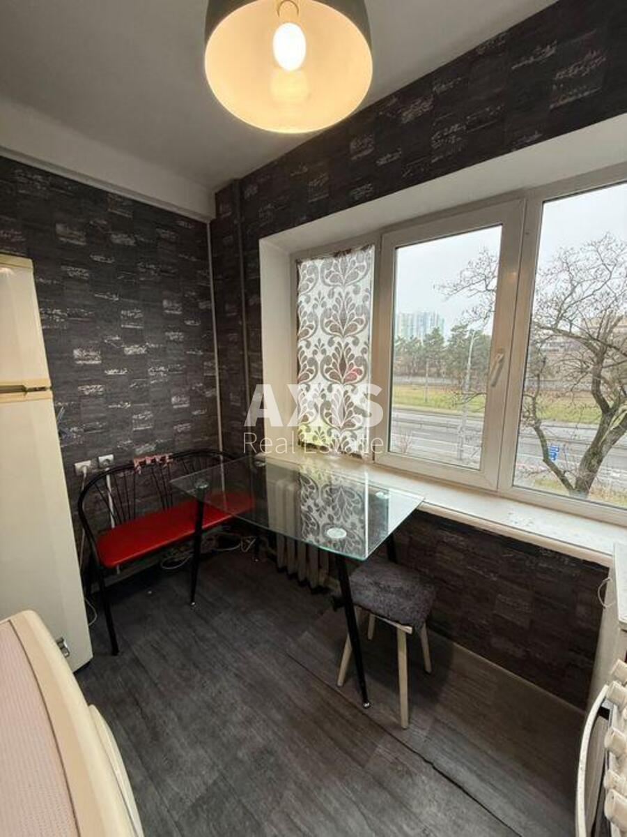 1к квартира бул. Перова 503