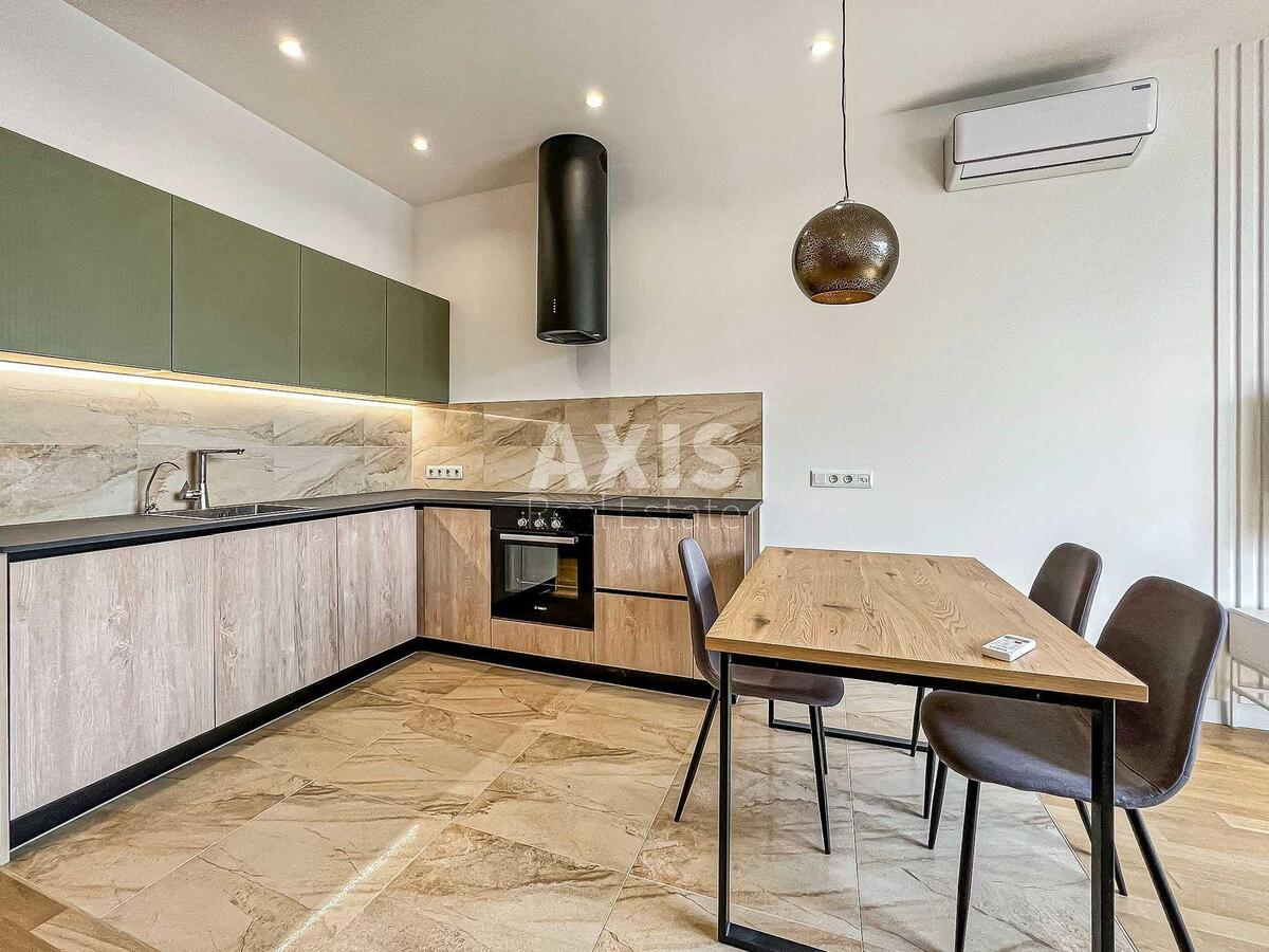 2k apartment vul. Zlatoustivs'ka 27