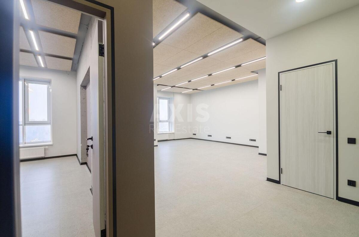 Office vul. Antonovycha 109, 172m22