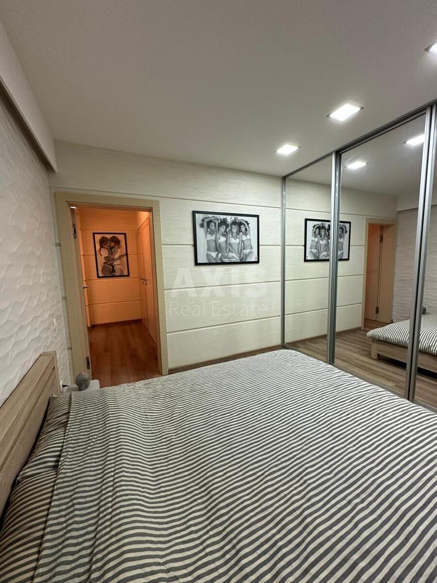 1k apartment vul. Koshycja Oleksandra 10/215