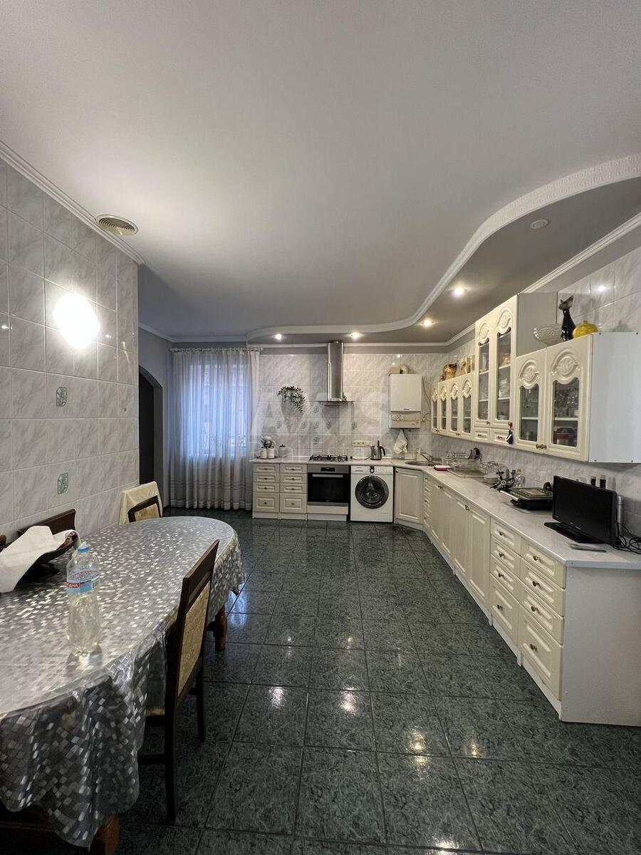 House vul. Uchbova, 135m2, Kyiv city587631