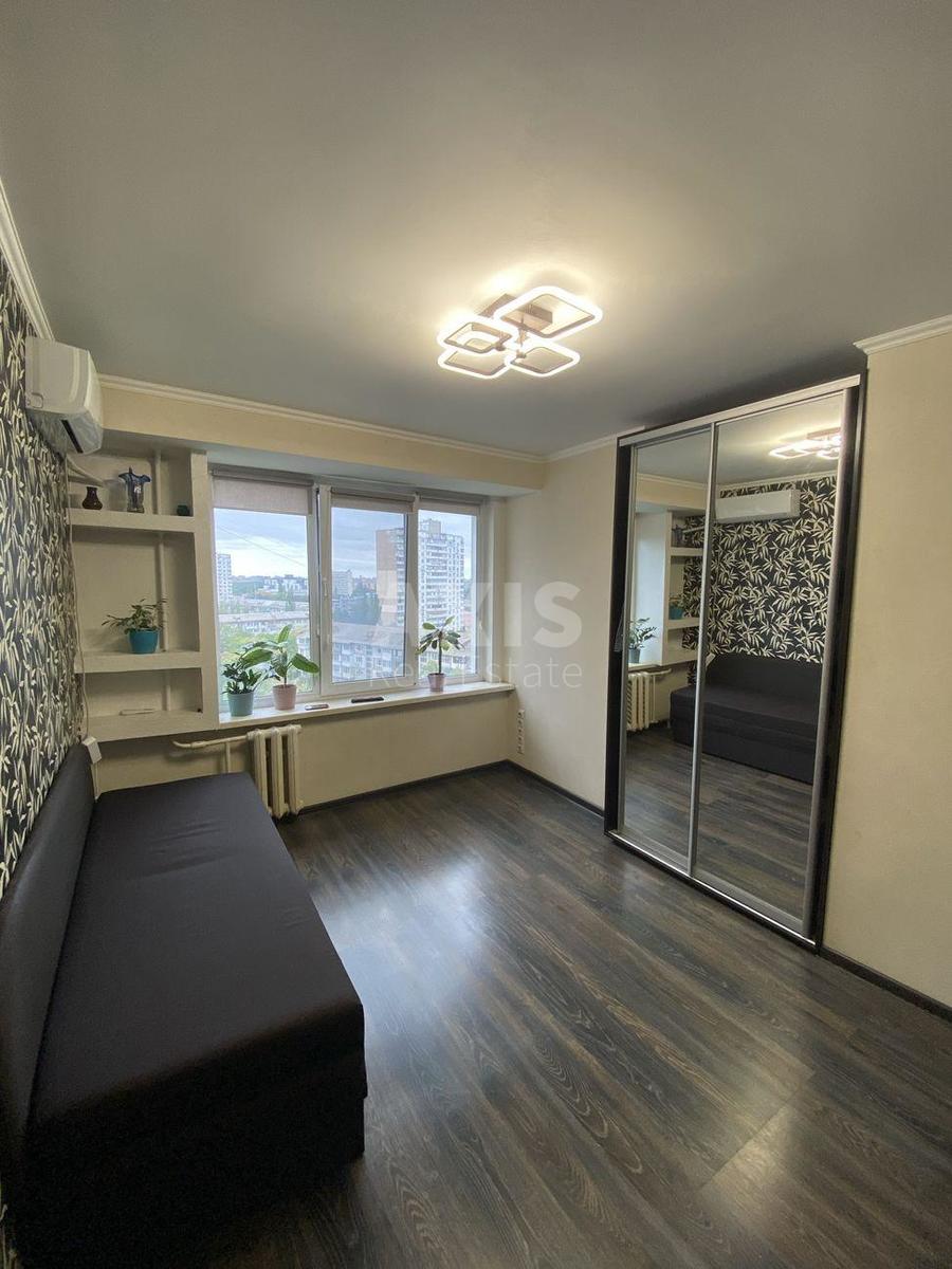1k apartment vul. Myropil's'ka 16Б1