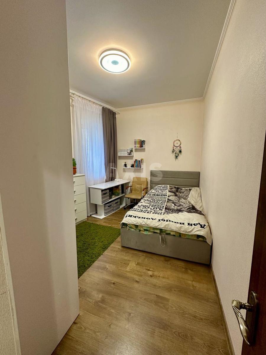2k apartment vul. Lobanovs'kogo 219