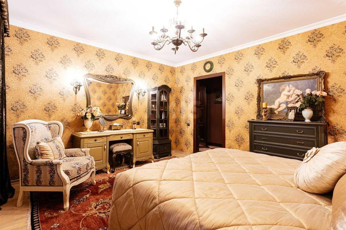 3k apartment vul. Zlatoustivs'ka 10/126