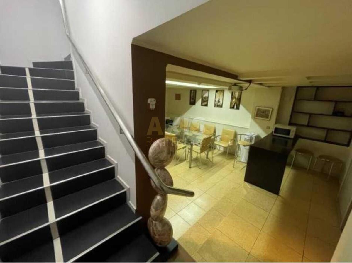Office vul. Bul'varno-Kudrjavs'ka 29Е, 100m25