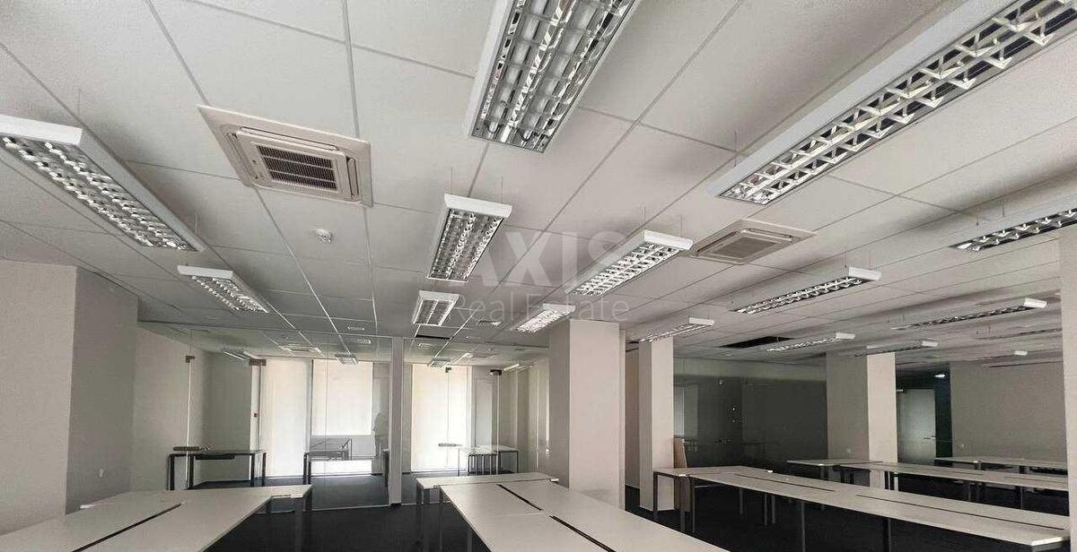 Office vul. Fizkul'tury 28, 1522m2