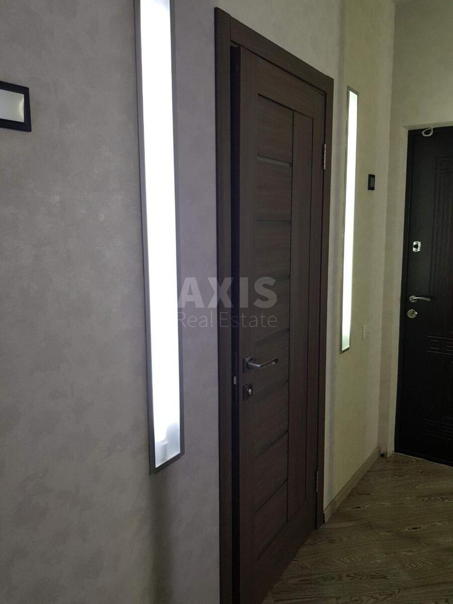 2k apartment vul. Lucenka Dmytra 1412