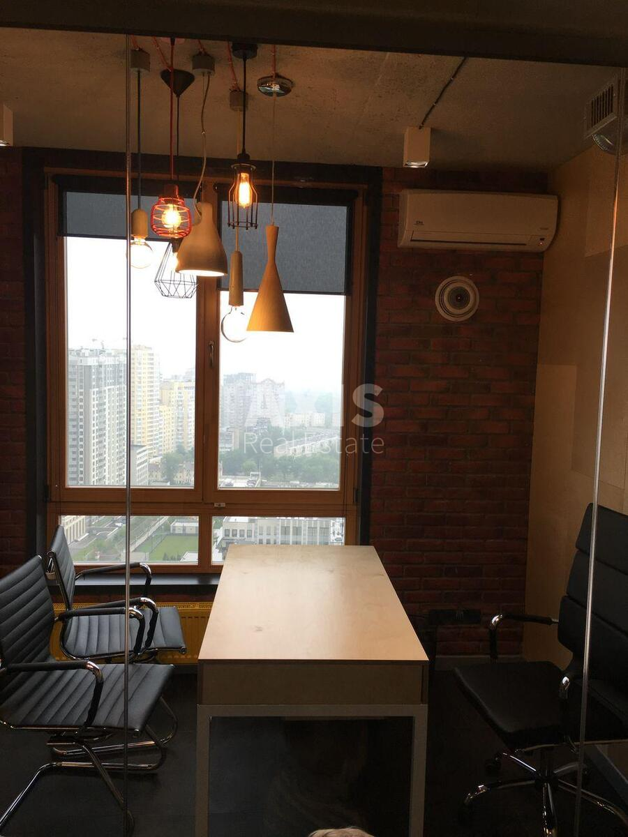 Office vul. Sikors'kogo Igorja Aviakonstruktora 1Б, 90m2573961