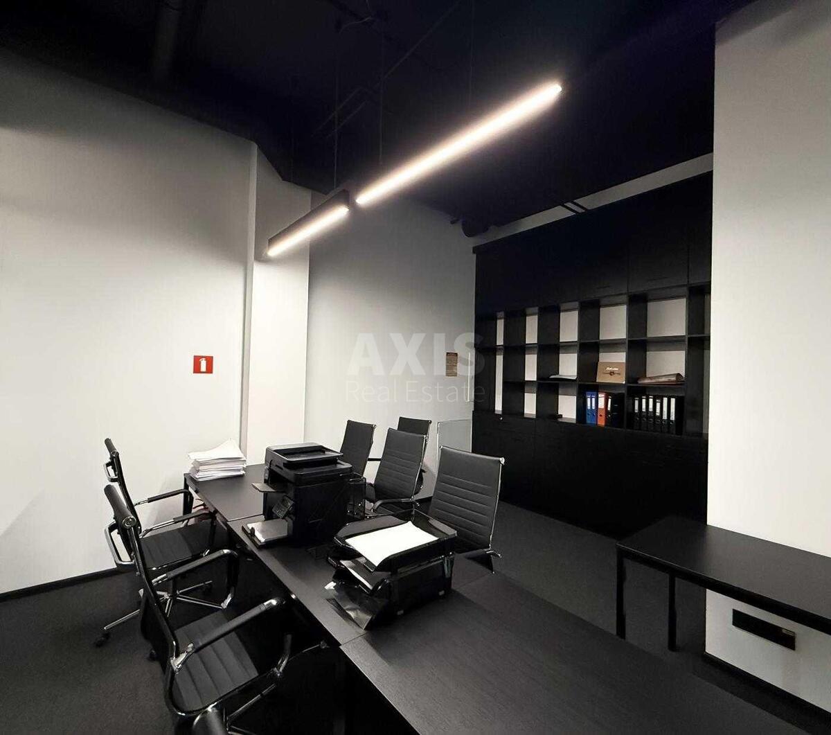 Office vul. Antonovycha 74, 680m2602695
