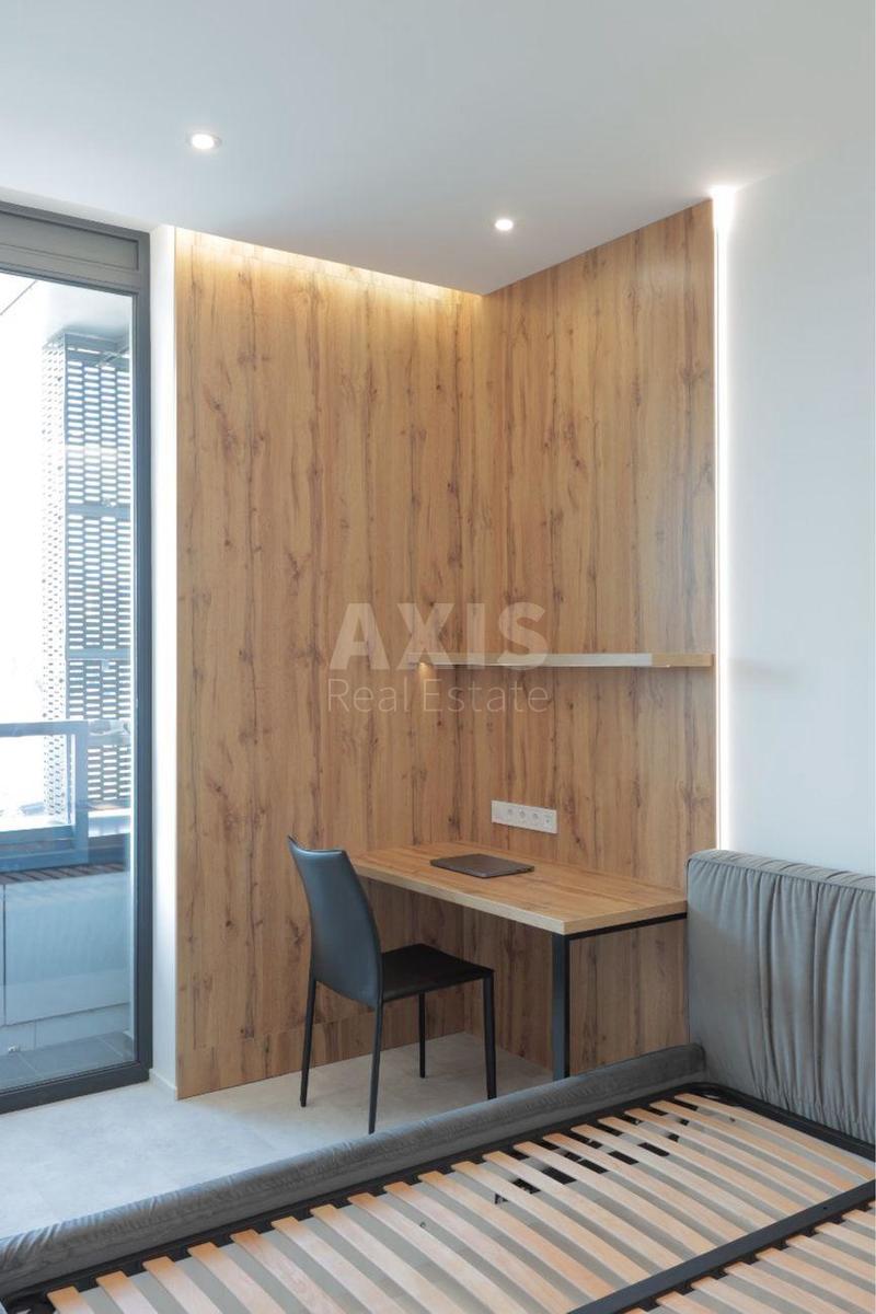 3k apartment vul. Hohlovyh Sim'i' 85