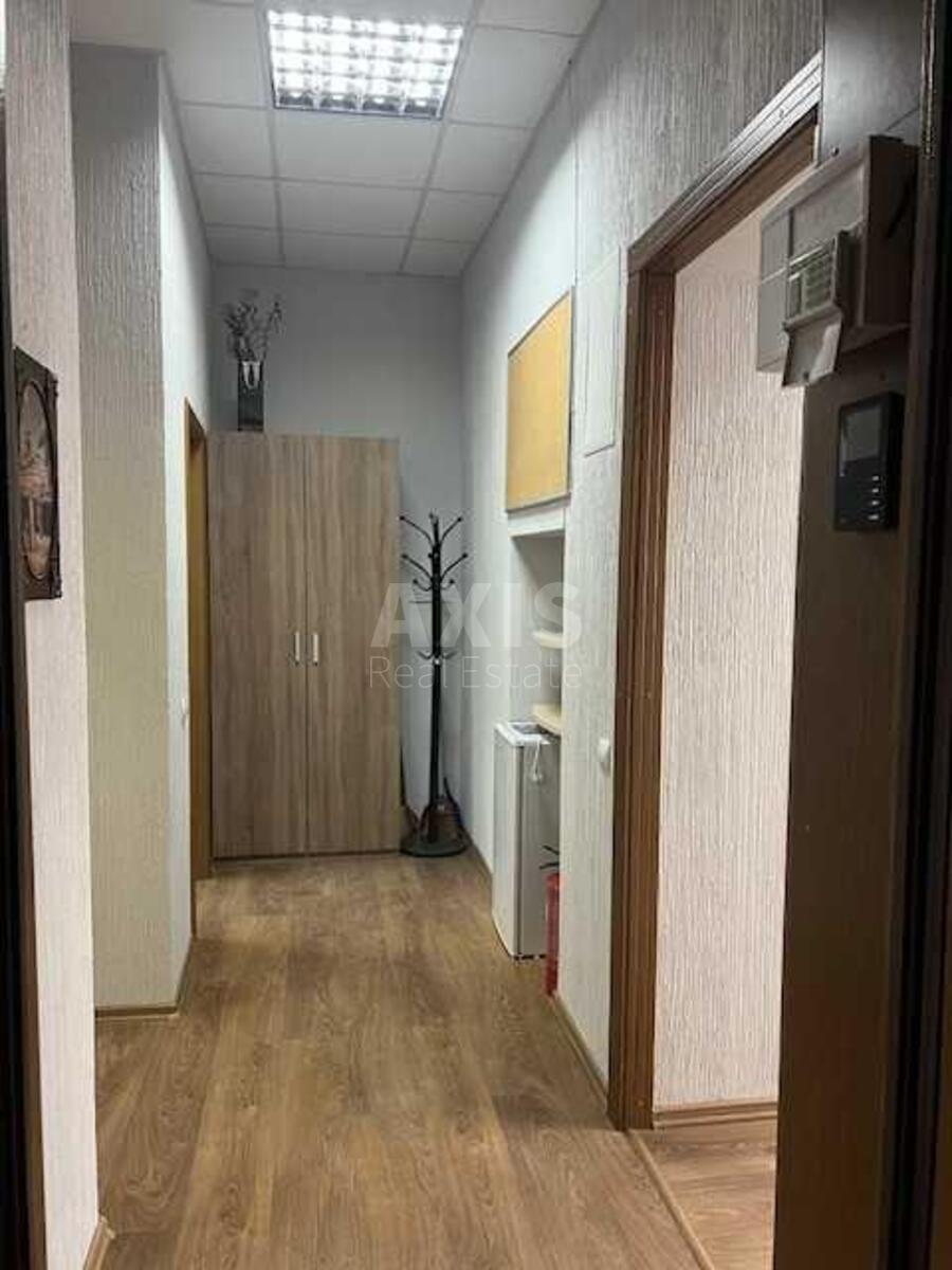 Офис ул. Гончара Олеся 35, 55м28