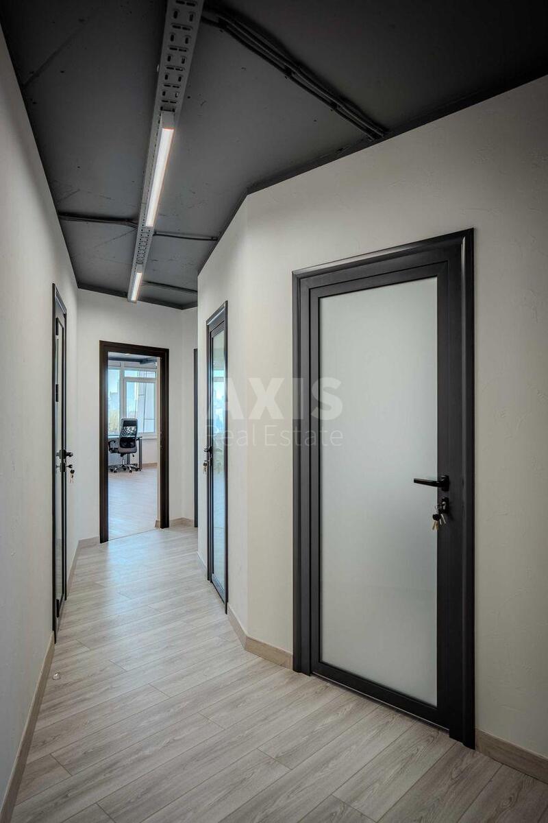 Office pr-t Peremogy 11, 98m2597210